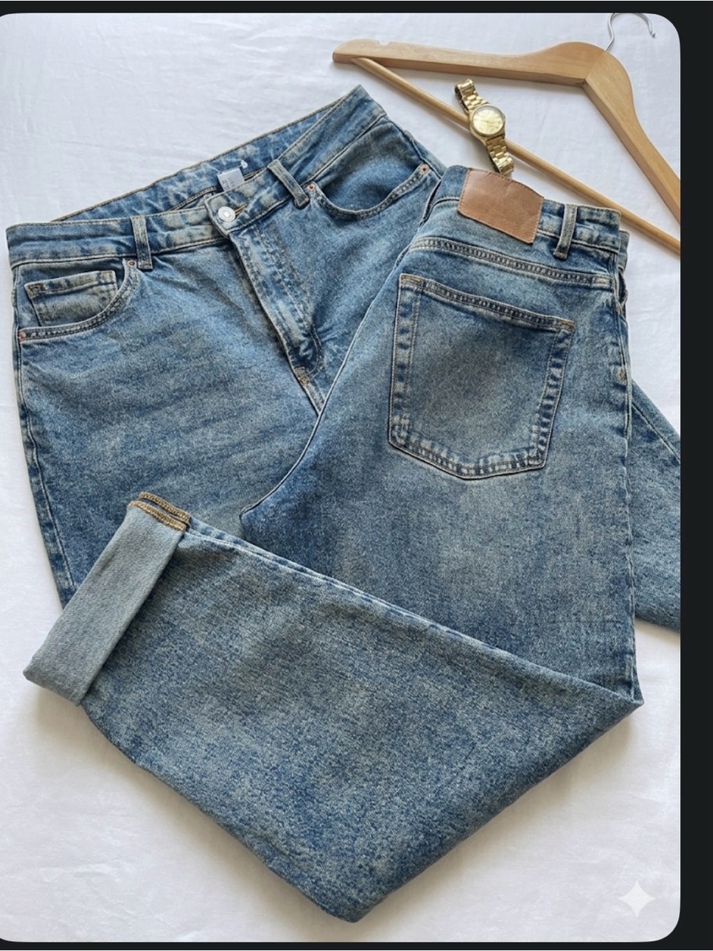 H&M Divided High-Rise Mom Jeans - Acid Wash - Size 10 (Fits Like 5’4”